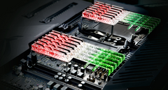 DDR4 3200 32G (2x16G) Память для ПК G.SKILL TridentZ RGB ROYAL Silver 1.35V CL16 (box) F4-3200C16D-32GTRS