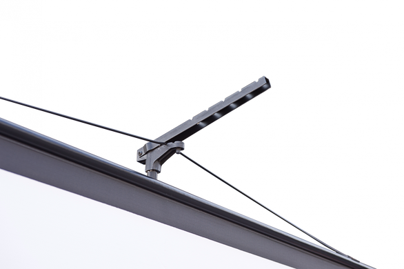 Проекційний екран ATRIA ECO TRM-AV-70 переносний на тринозі 99"(1:1) 180*180см