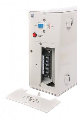 5000VA Автоматический стабилизатор напряжения EnerGenie 220 В, 5000 ВА EG-AVR-DW5000-01